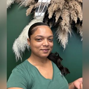 Meet your Posher, Breanna